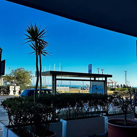 Lägenhet Skysea Luxury Montesilvano Marina